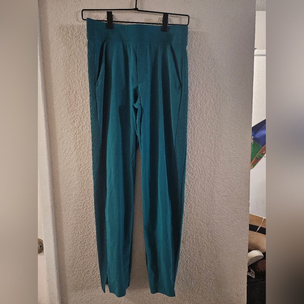 Athleta Teal Highland High Rise Utility Pant